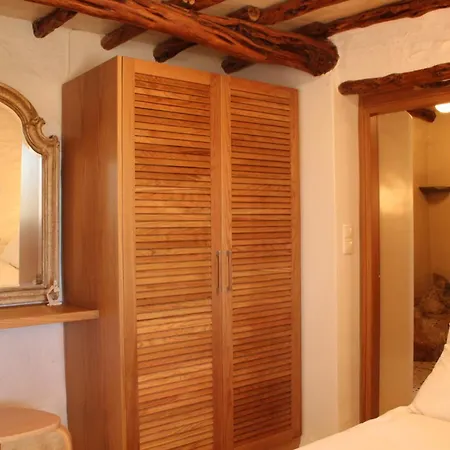 Nesi Cycladic Living