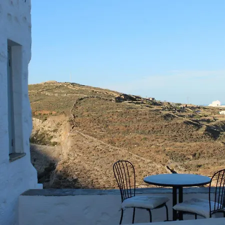 Nesi Cycladic Living Άνω Σύρος